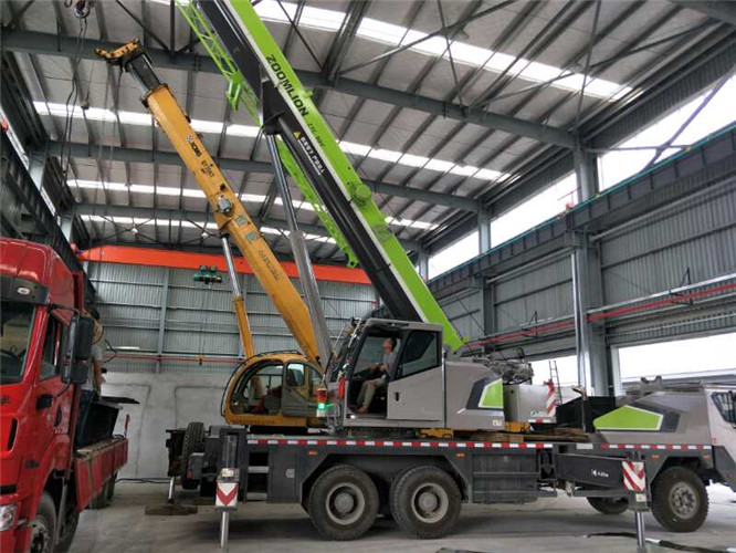 乌达区高空车出租需要注意哪些安全事项？