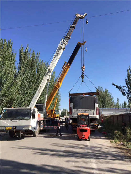 乌达区港口集装箱搬运案例